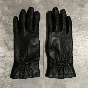 Black Winter Gloves